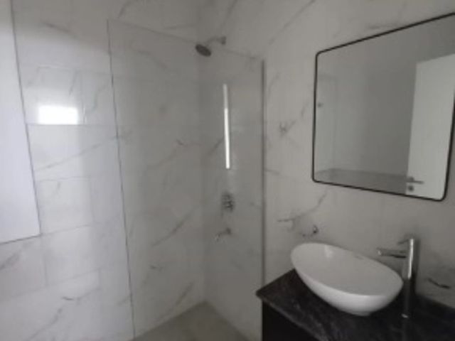 place photo 48