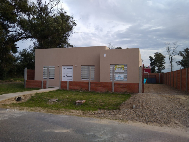 CASA EN LUJAN BARRIO NUEVO LORETO