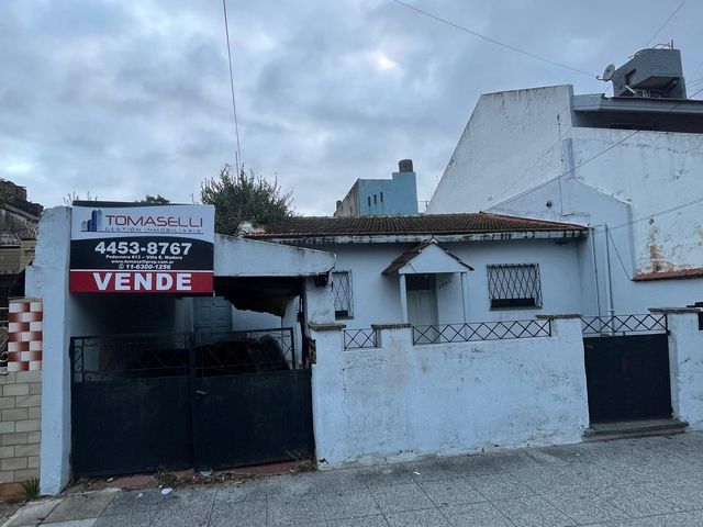 VENTA - CASA MULTIFAMILIAR - IDEAL 2 FAMILIAS - VILLA MADERO