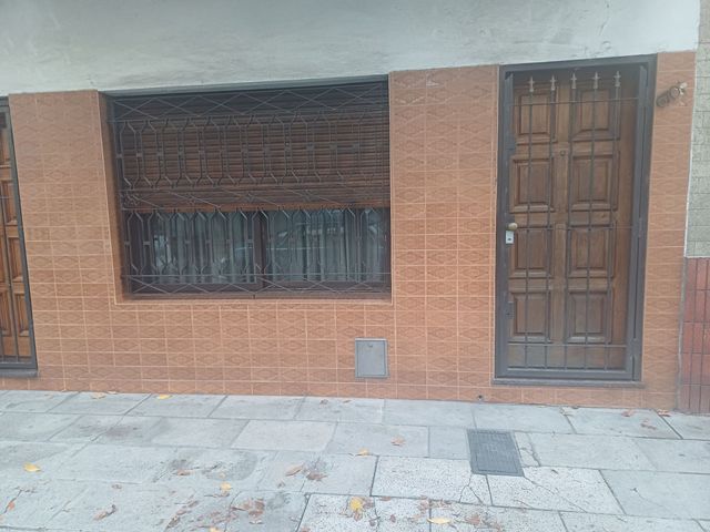 Propiedad en Alquiler en Liniers de 3 amb. Sin expensas