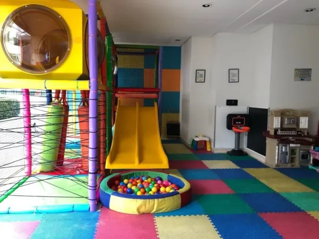 place photo 18