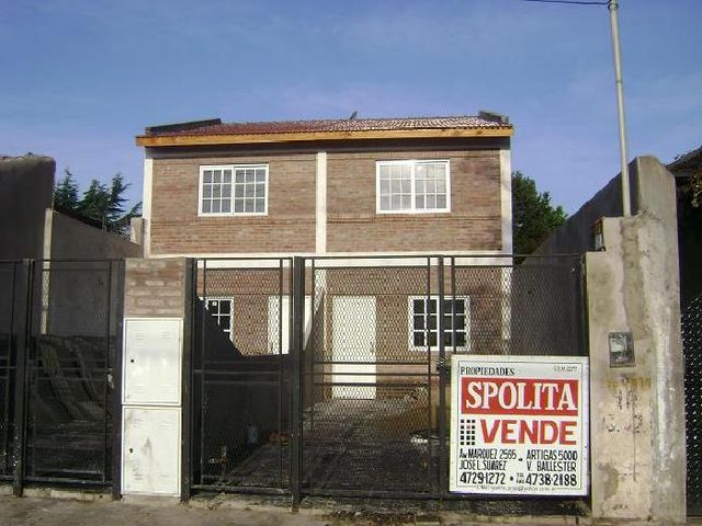 V.Ballester Excelente duplex 3 ambientes c/cochera y patio