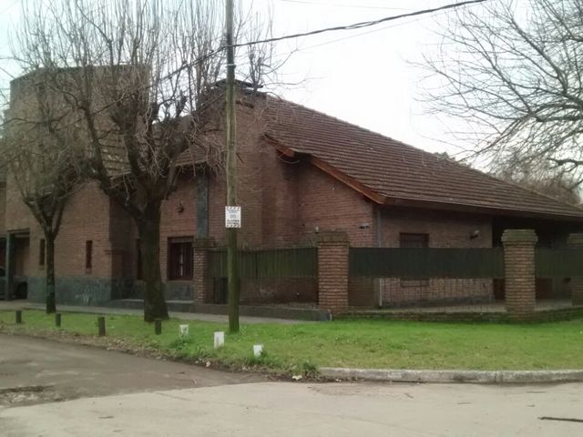Casa 5 ambientes- Barrio Los Cedros- Polvorines