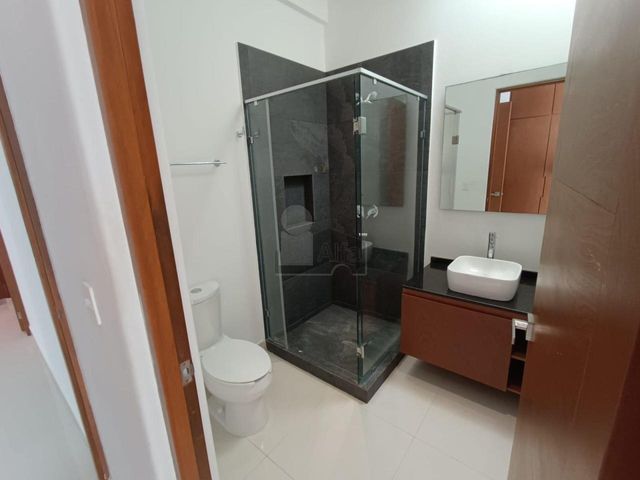 place photo 49