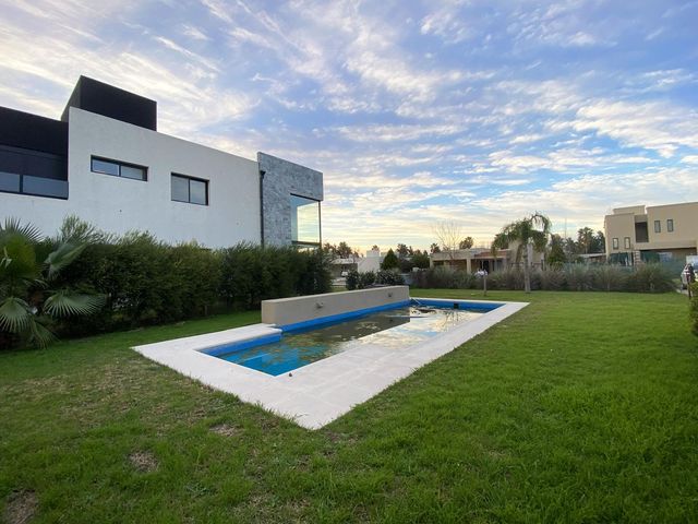 place photo 63