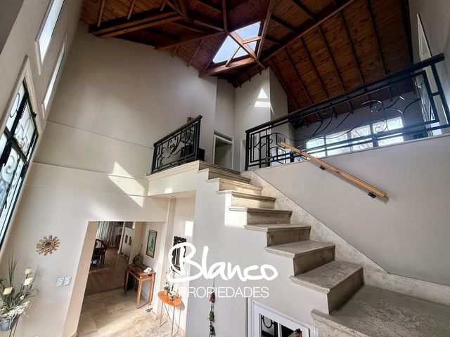 place photo 48