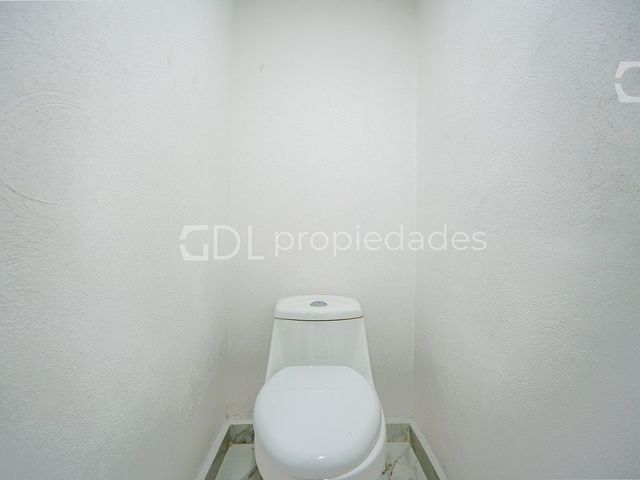 place photo 40