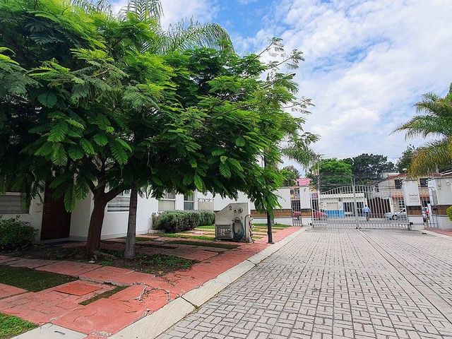 place photo 18
