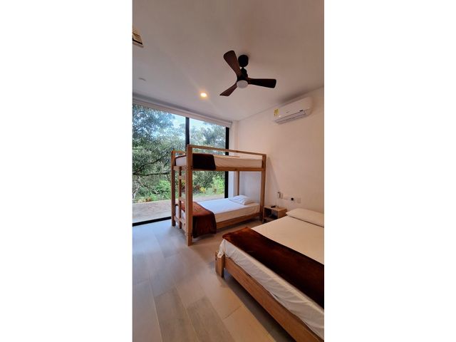 place photo 67