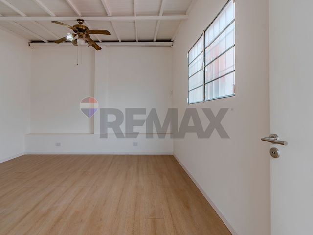 place photo 53