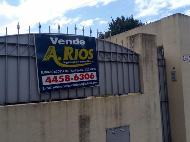 VENTA MUY BUENA CASA ESTILO AMERICANA