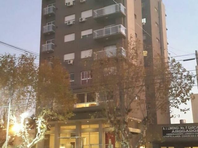 MONOAMBIENTE EN EDIFICIO PUNTO ARAUCA