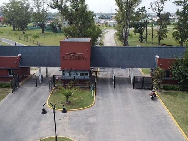 place photo 18