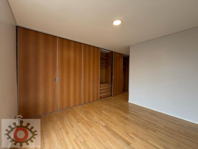 place photo 73
