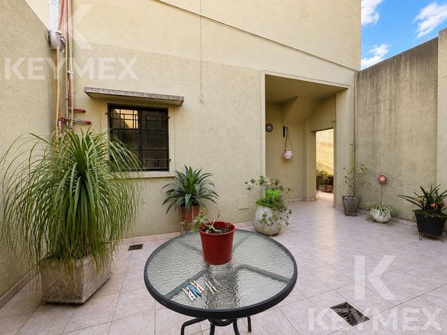 place photo 38