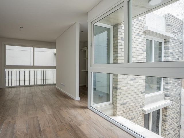 place photo 76