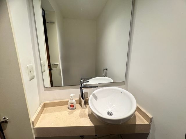 place photo 59
