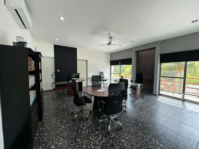 place photo 34