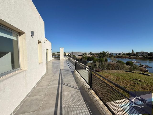 place photo 64