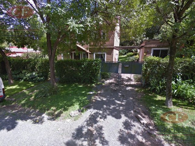 Venta casa de 5 ambientes en zona de El Talar - Tigre