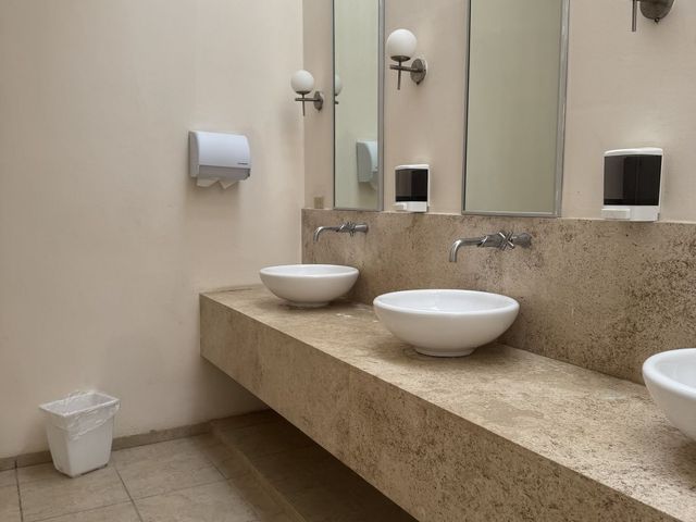 place photo 45
