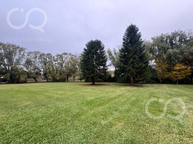 place photo 67