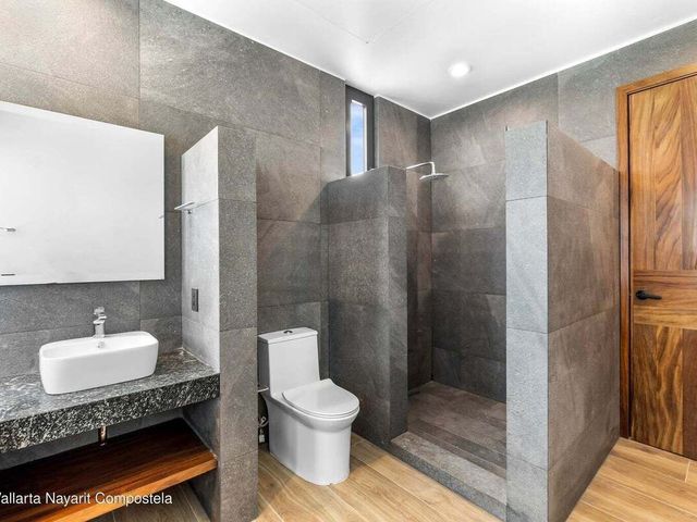 place photo 42