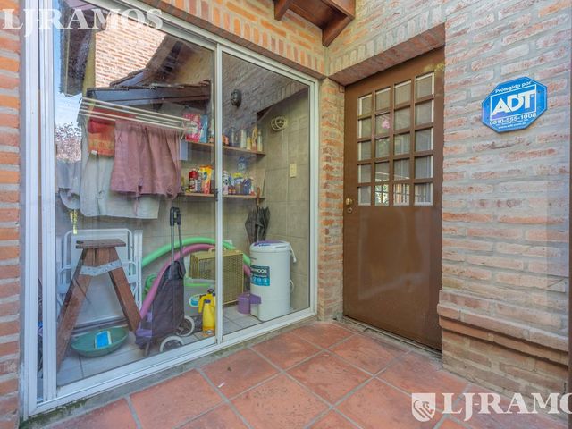 place photo 48