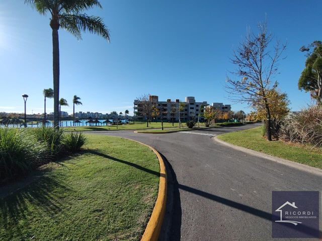place photo 48