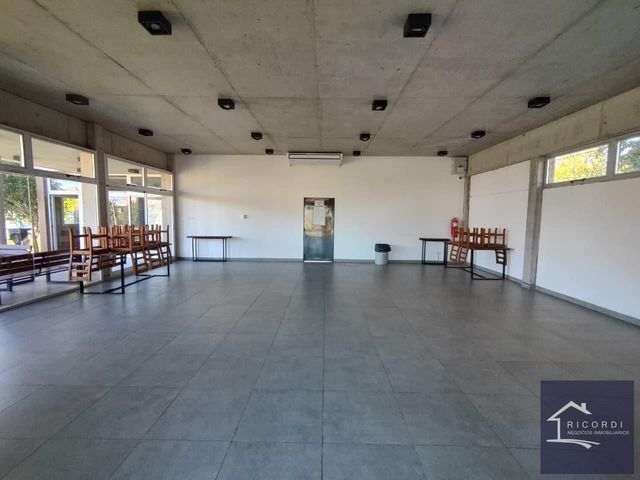 place photo 54