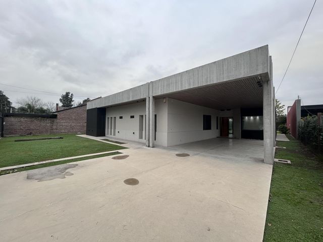 place photo 34