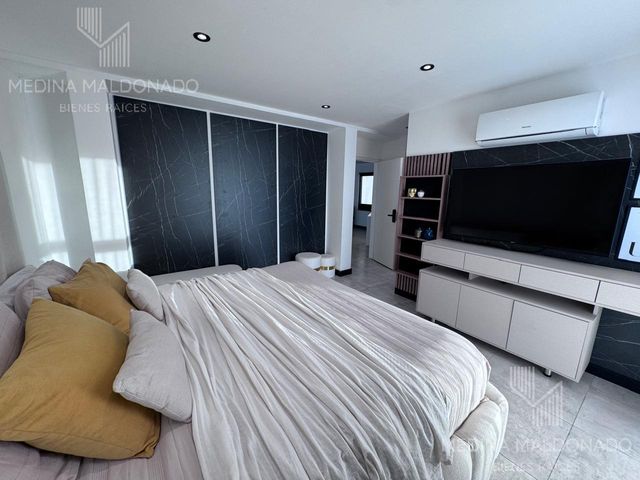 place photo 48