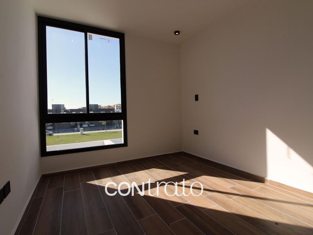 place photo 48