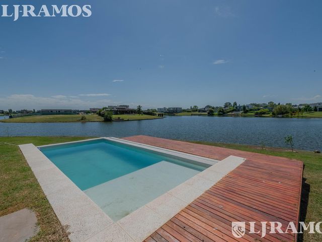 place photo 32