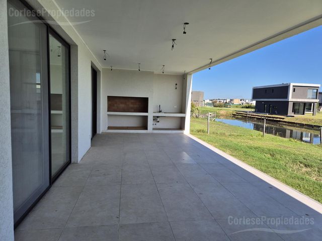 place photo 67