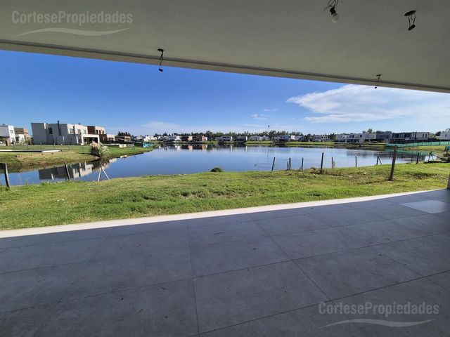 place photo 64