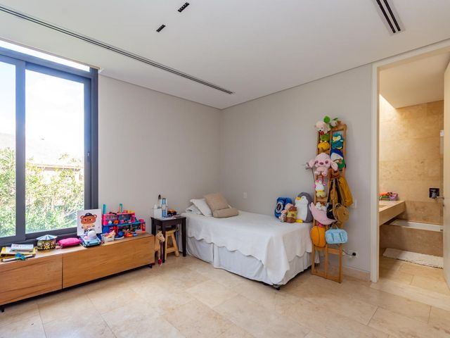 place photo 59