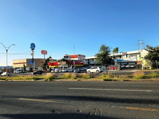 place photo 18