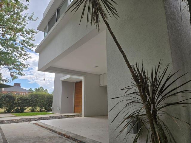 place photo 48