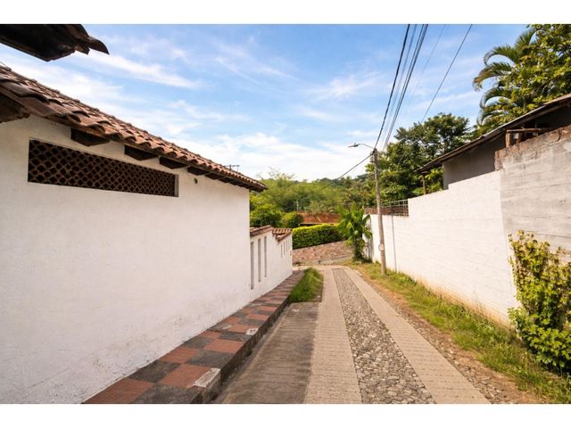 place photo 31