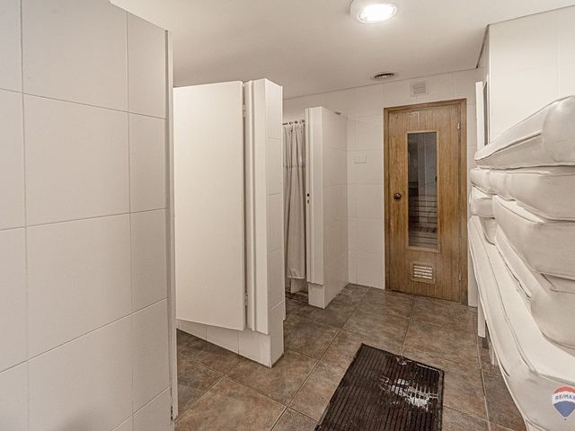 place photo 64
