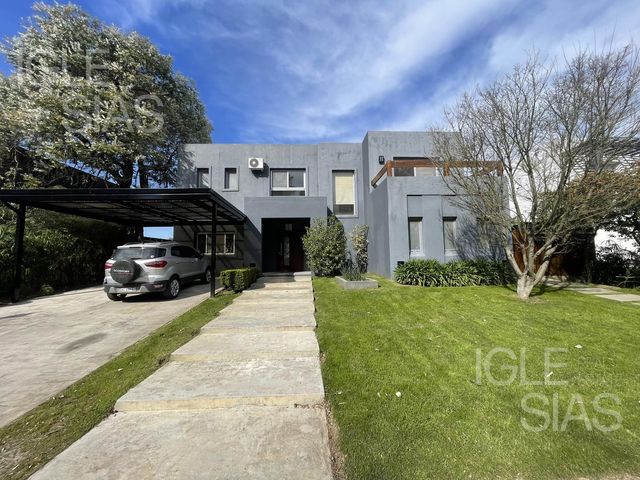 place photo 49