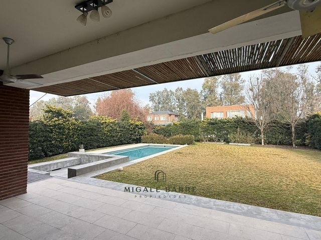 place photo 37