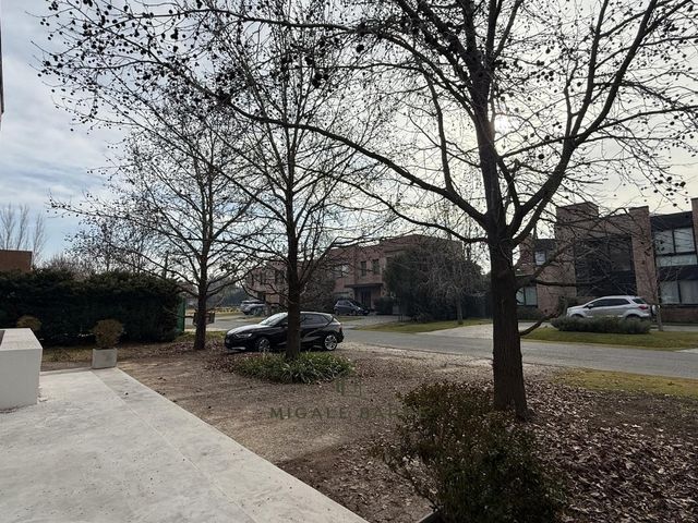 place photo 41