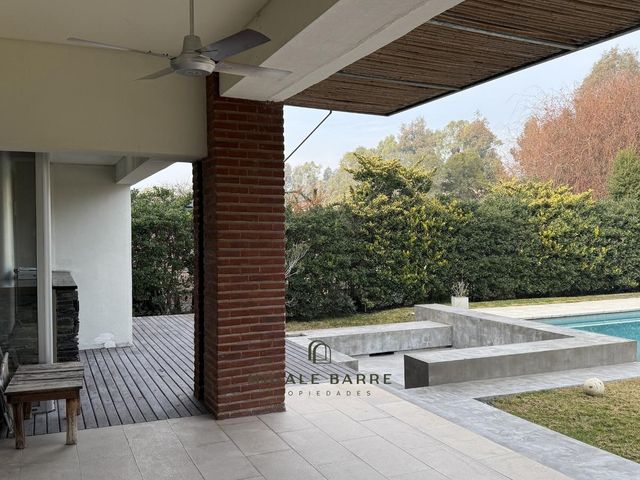 place photo 68