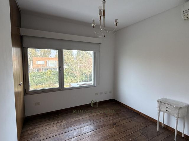 place photo 56