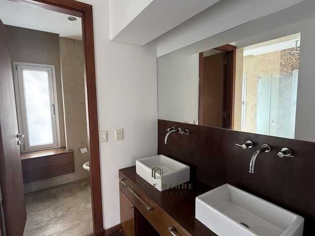 place photo 55