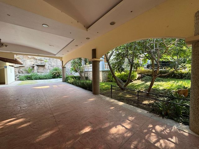 place photo 26