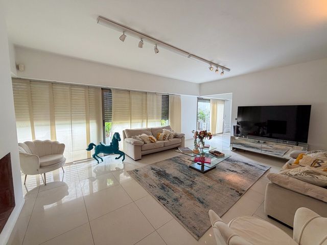 place photo 46