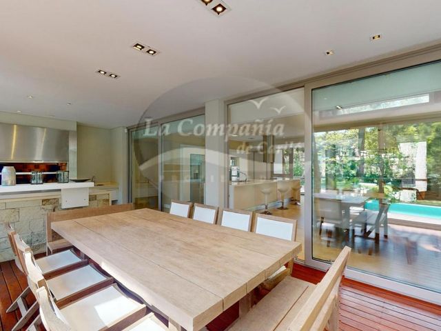 place photo 66